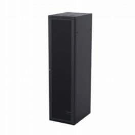 Penn Elcom Penn Elcom R5000 47U Server Enclosure 600mm x 600mm - 10/32 Threaded Rails with Vented Door