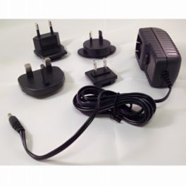 Savant Savant 5V DC 3.0A Power Supply with International Clips